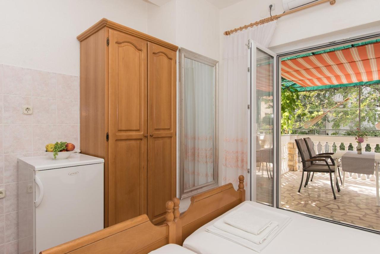 Topic Apartments Vodice Buitenkant foto