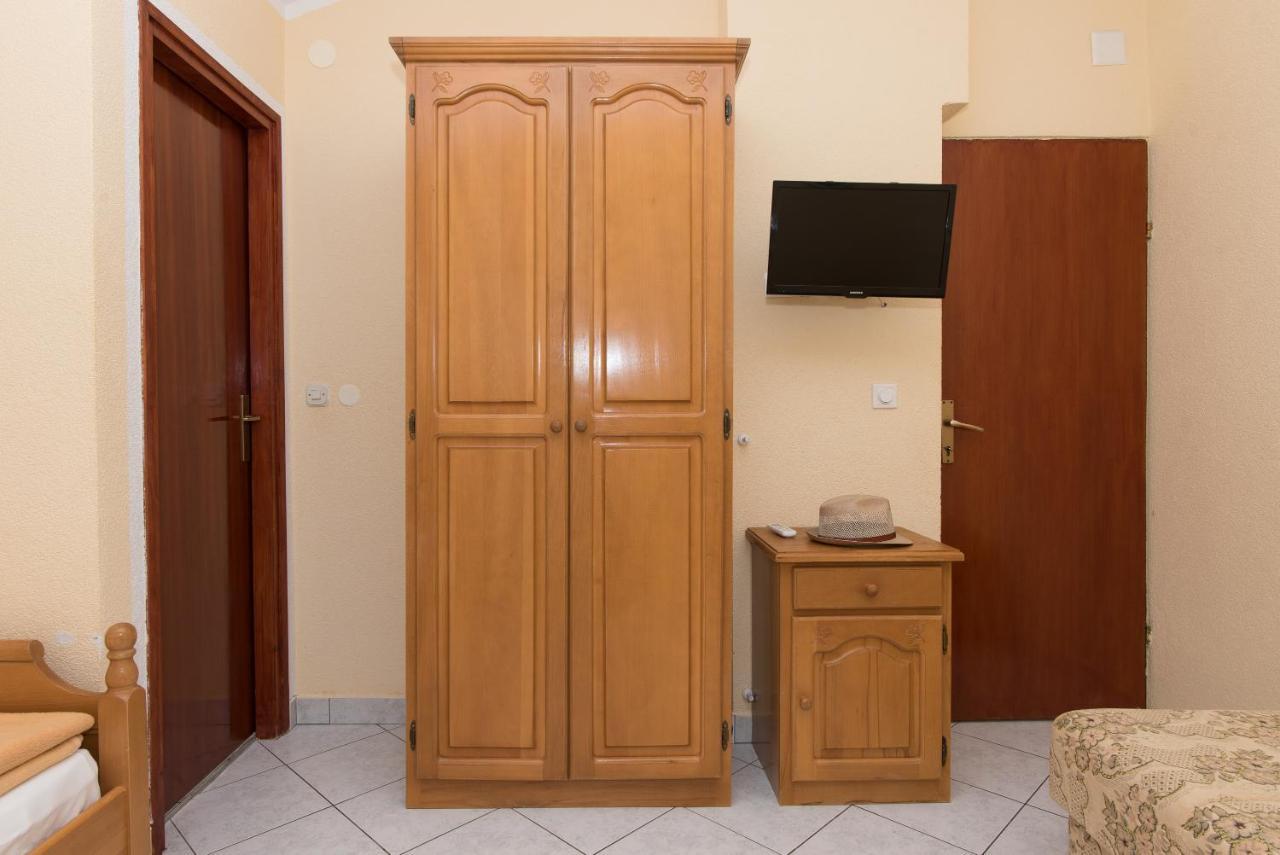 Topic Apartments Vodice Buitenkant foto