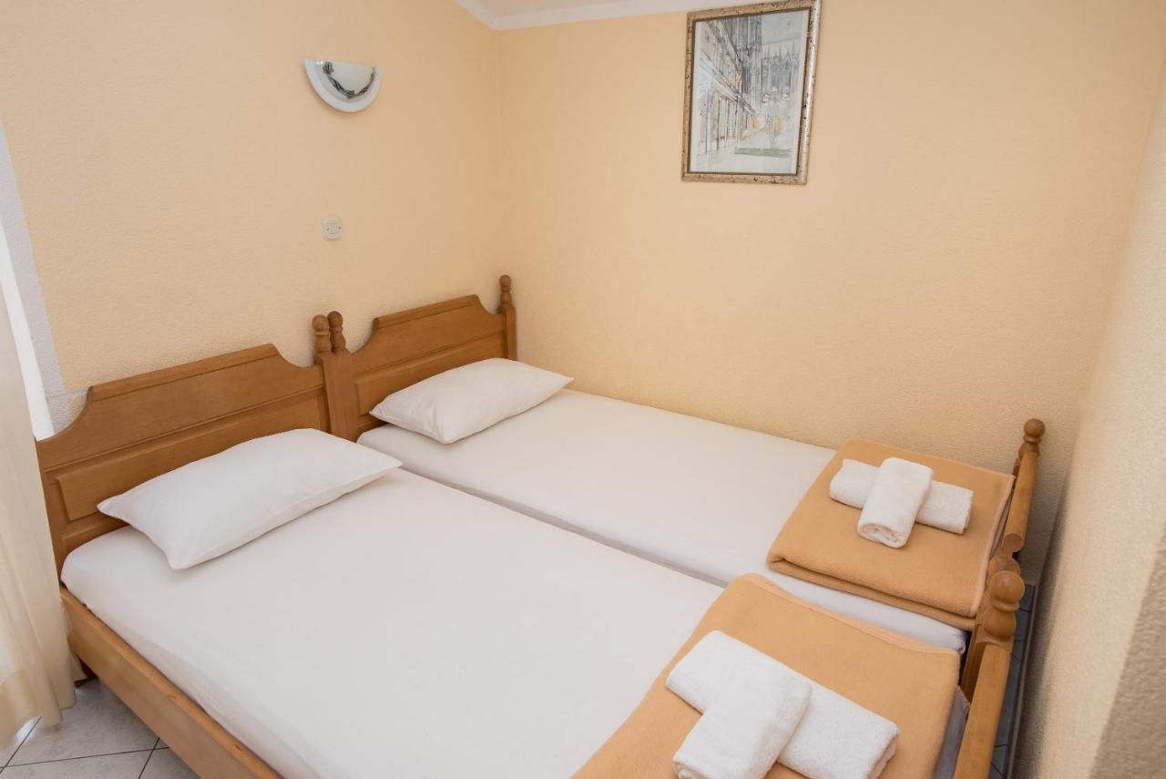 Topic Apartments Vodice Buitenkant foto