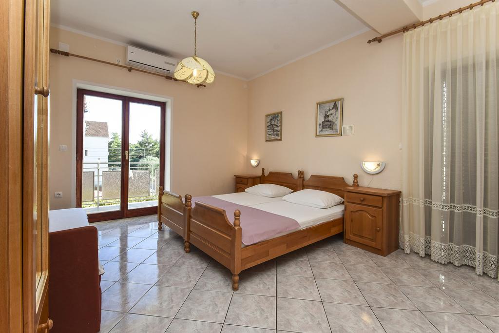 Topic Apartments Vodice Buitenkant foto