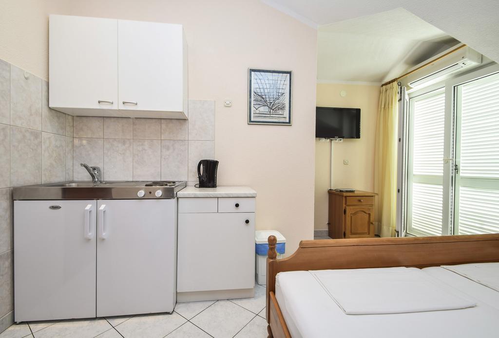 Topic Apartments Vodice Buitenkant foto